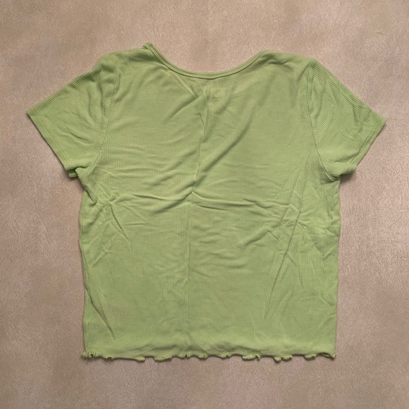 American Eagle T-shirt - Picture 3 of 3